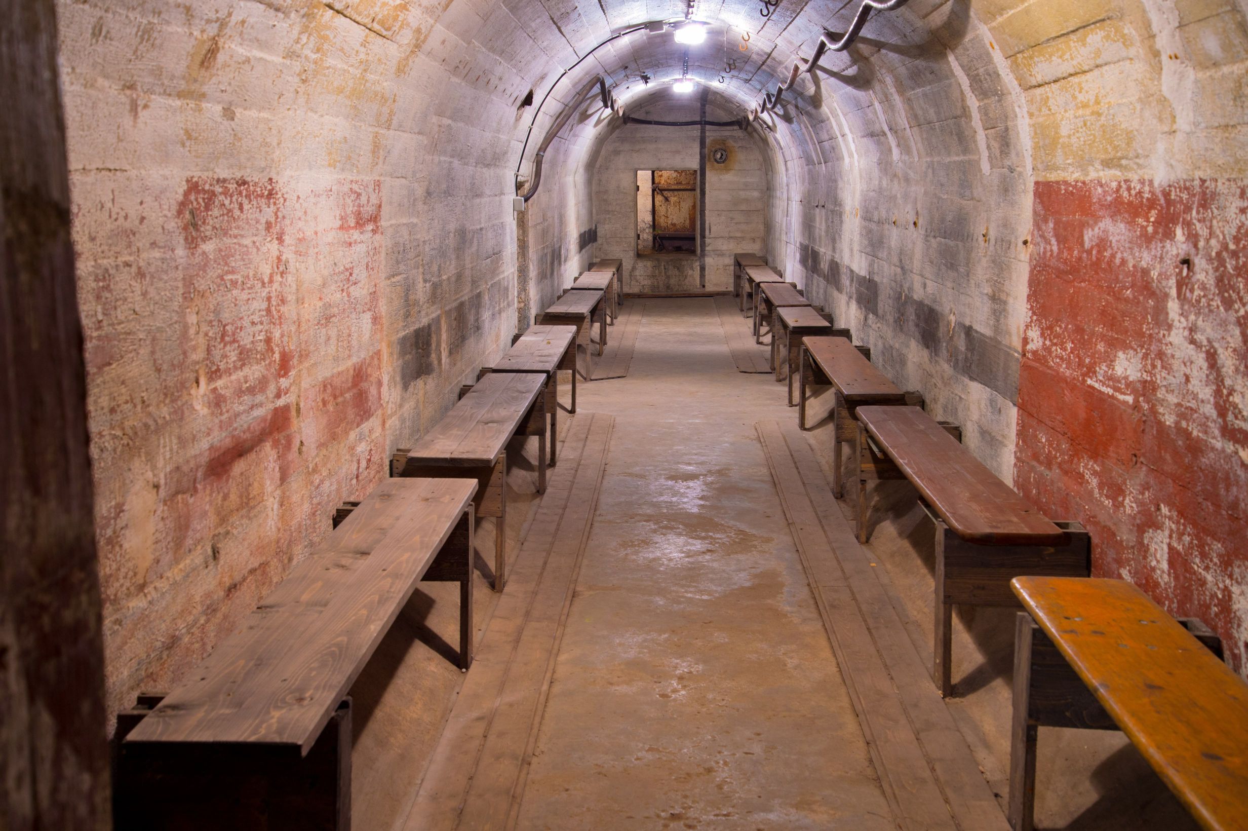 Unterirdischer Röhrenbunker